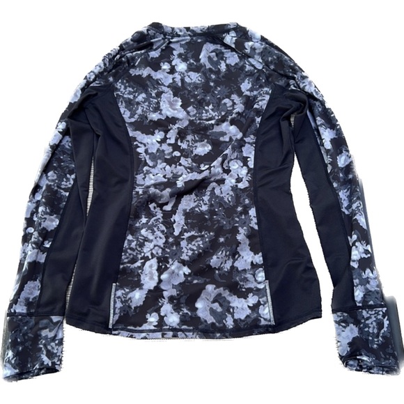 🎯Athleta Runaway Top Shirt Black Gray Size Small - Picture 2 of 8